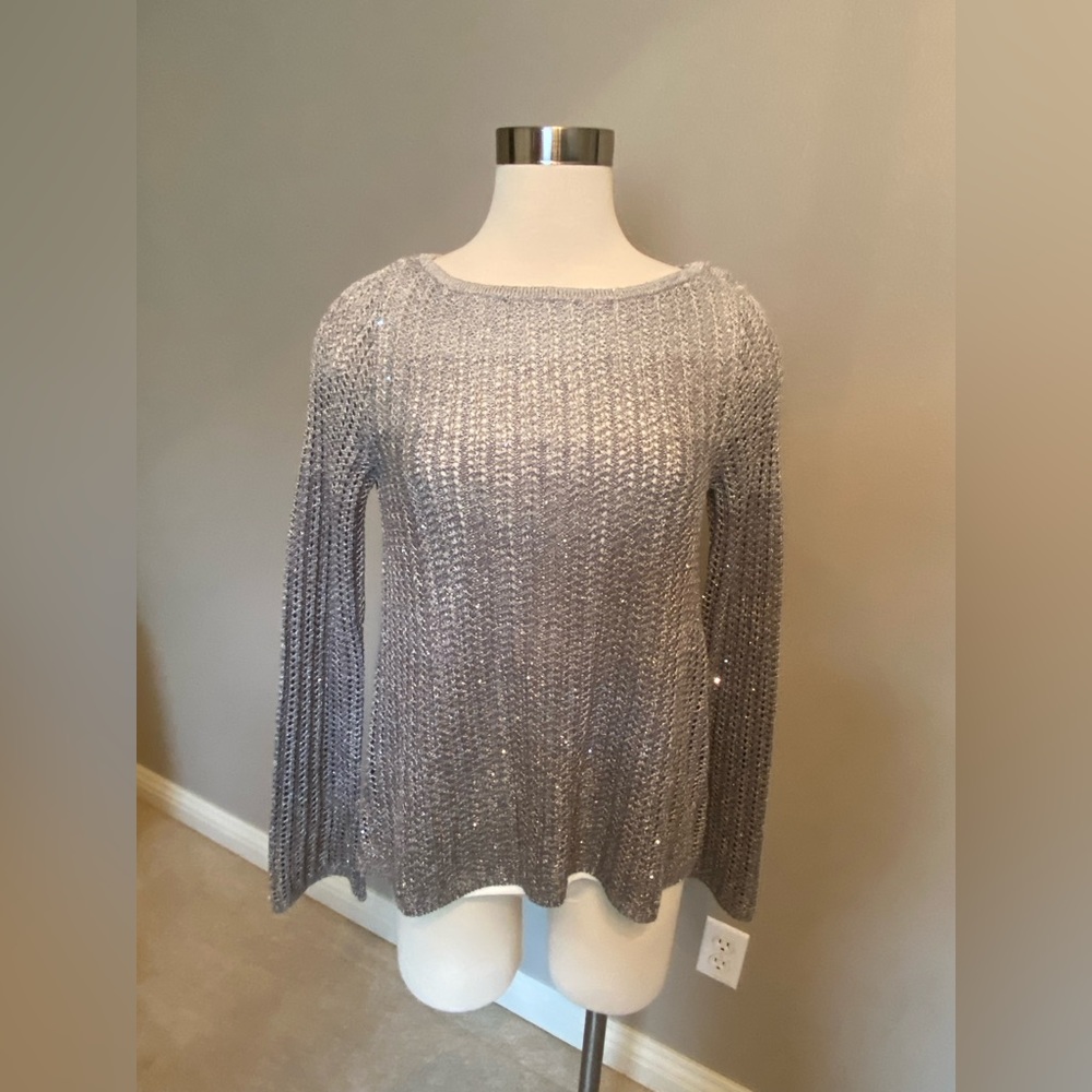 White House Black Market Sweater with Back Accent (NWT) Size XS
